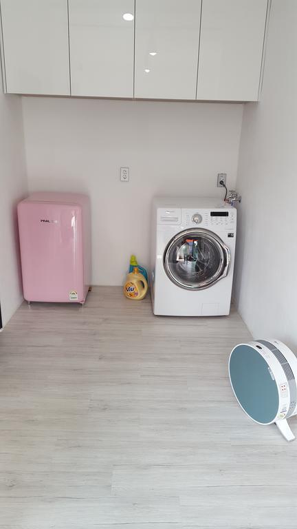 Amazon Guesthouse Сеул Екстериор снимка
