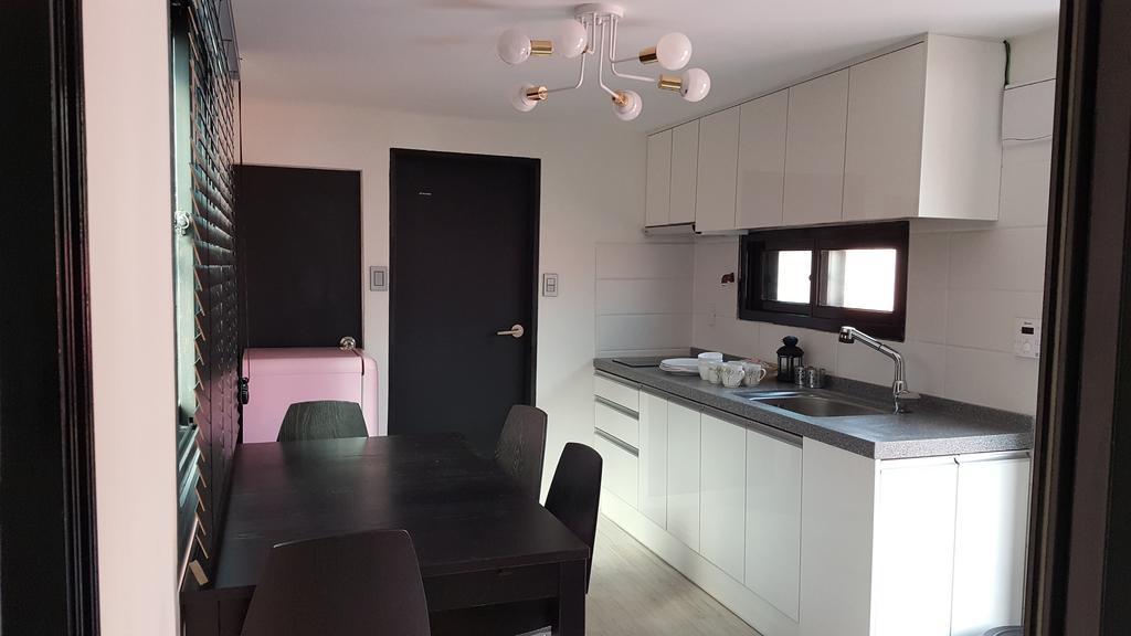 Amazon Guesthouse Сеул Екстериор снимка
