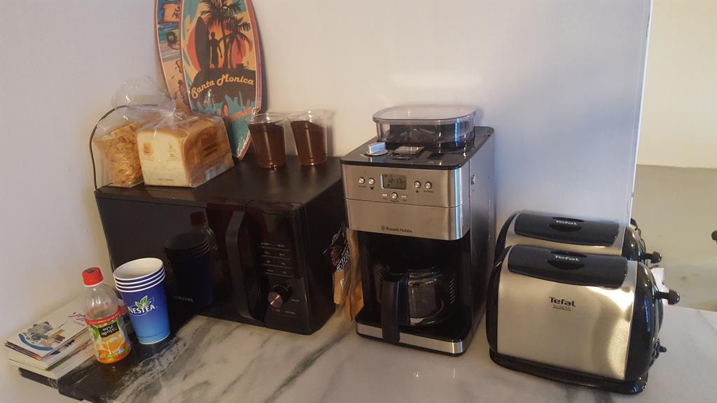 Amazon Guesthouse Сеул Екстериор снимка