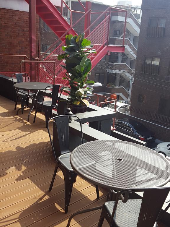 Amazon Guesthouse Сеул Екстериор снимка