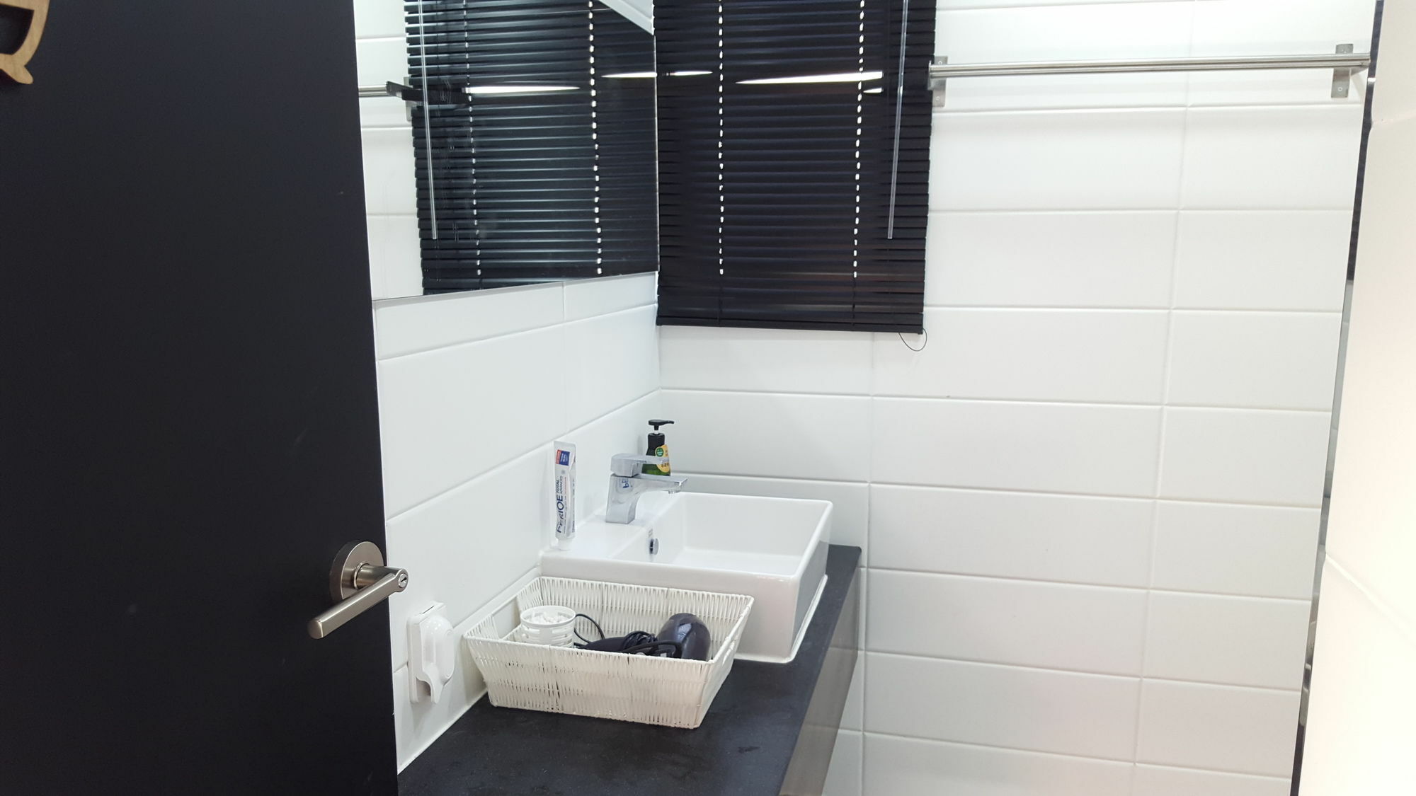 Amazon Guesthouse Сеул Екстериор снимка